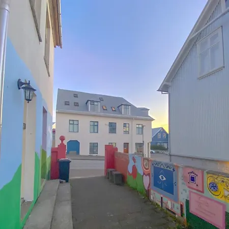 Enjoy Reykjavik Yellow Door Apartment Exterior photo