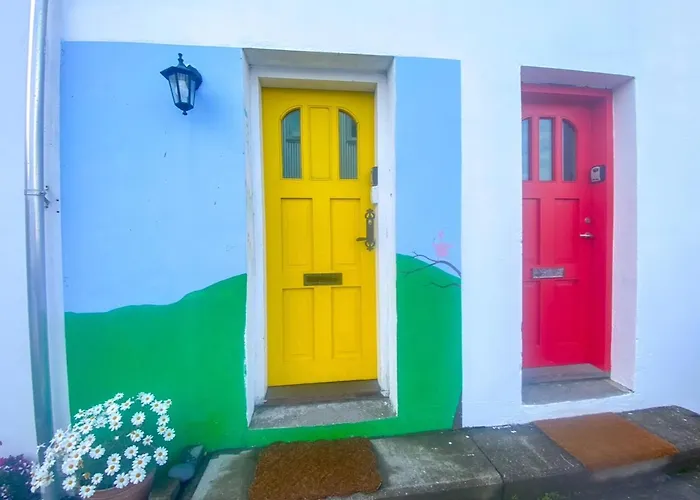Enjoy Reykjavik Yellow Door Apartment